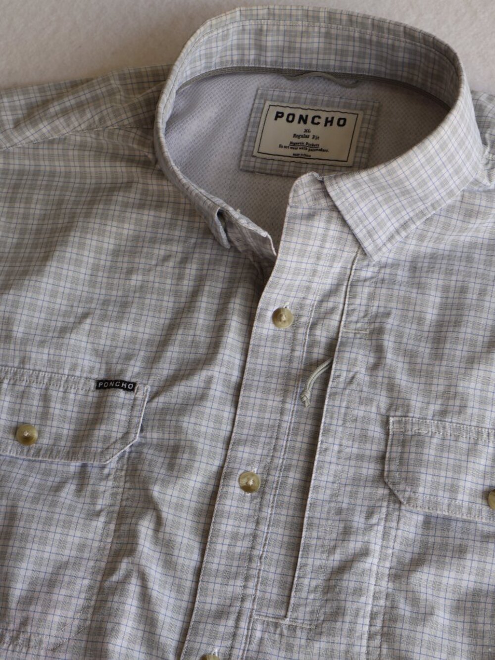 Poncho Vented Fishing Shirt Mens XL Plaid Magnetic Pockets Regular Fit